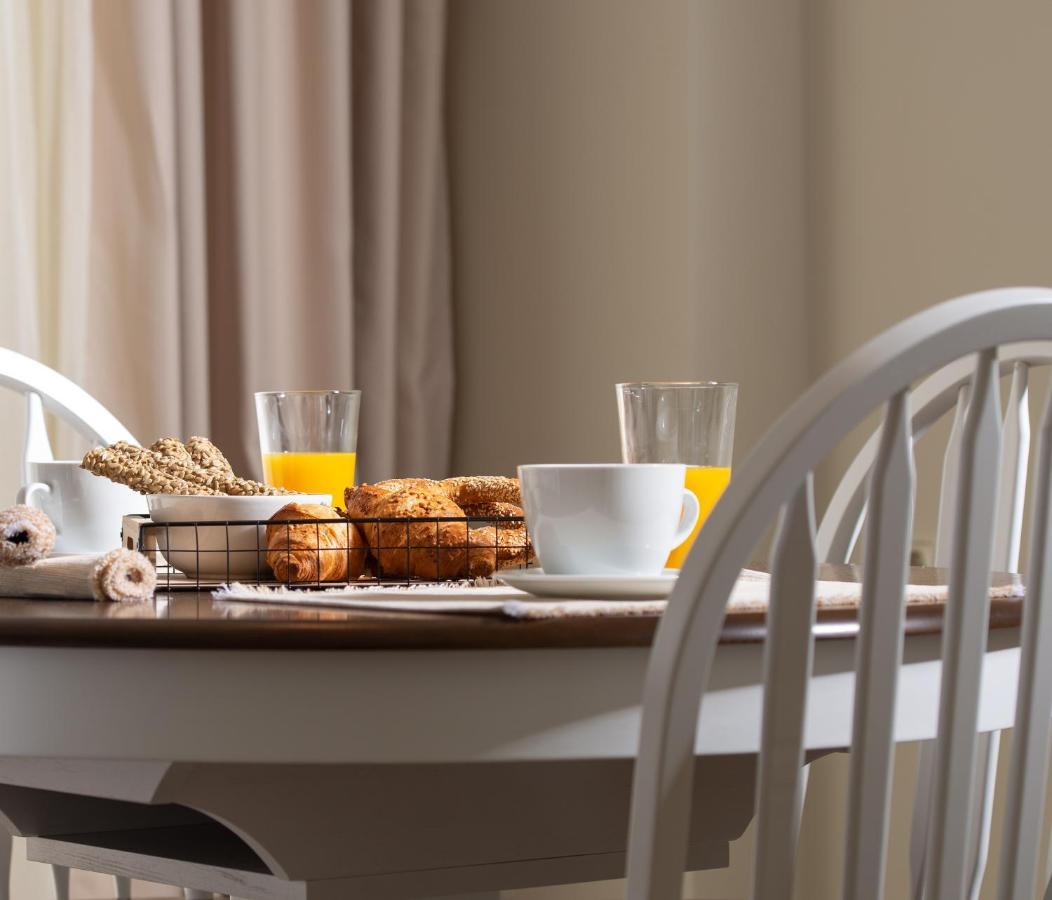 Olenia Luxury Apartments 4 Неос-Мармарас Экстерьер фото
