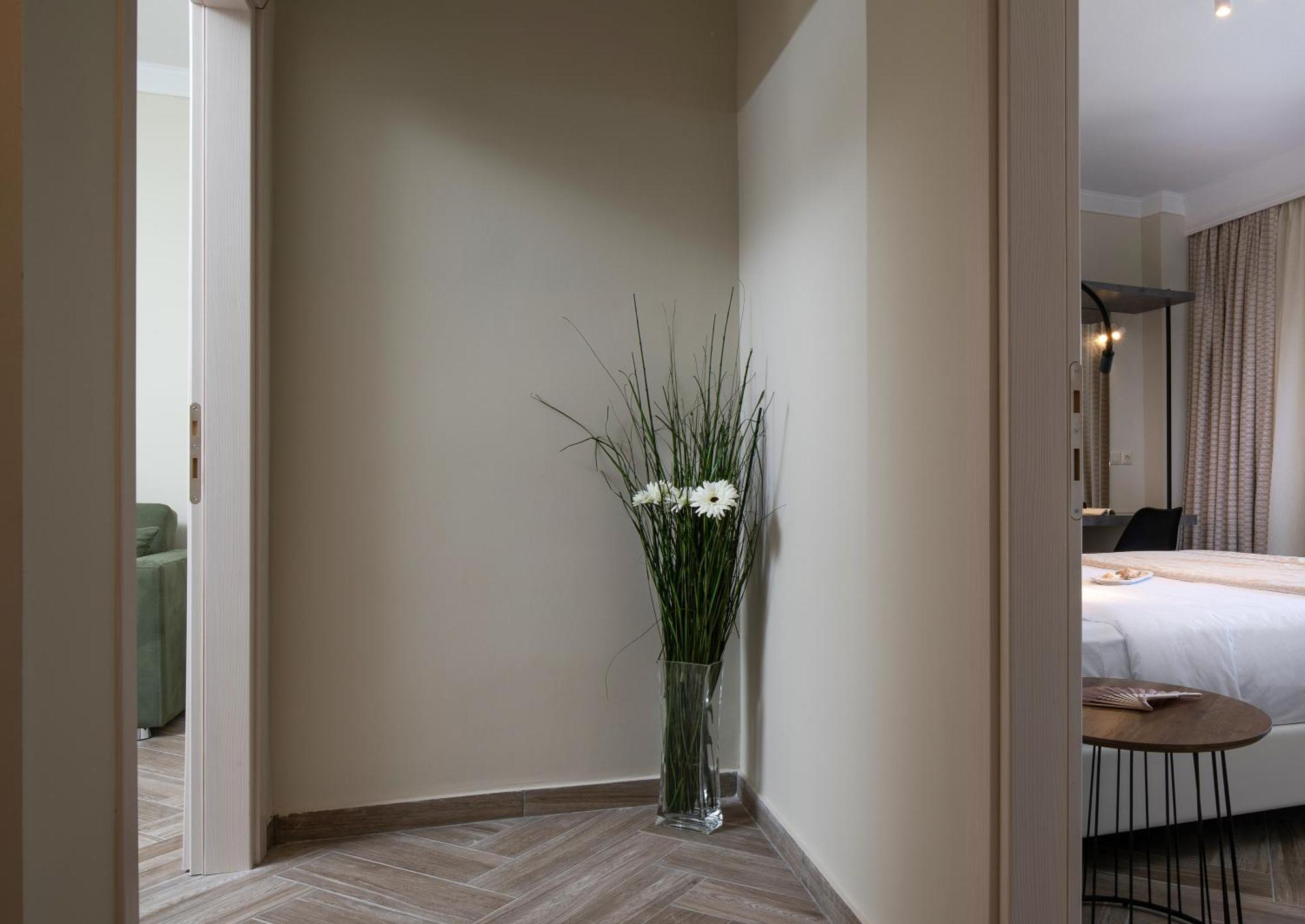 Olenia Luxury Apartments 4 Неос-Мармарас Экстерьер фото